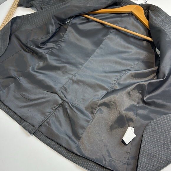 Theory Pinstripe wool suit jacket grey size women's 6 - Picture 7 of 8